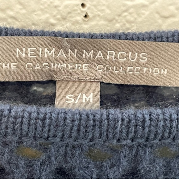 Neiman Marcus sweater poncho cashmere open knit sz Small sz medium in bl… - Picture 9 of 9